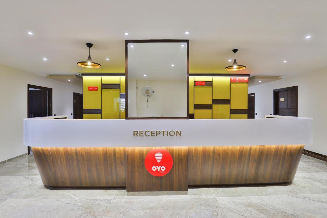 Oyo 16604 Hotel Sparsh Inn Ahmedabad Exterior photo